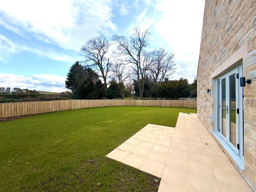 Property photo 2 of 12 Photo 14