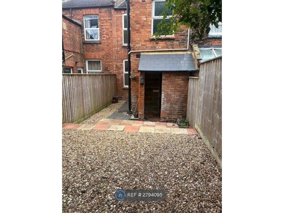 Property photo 2 of 13