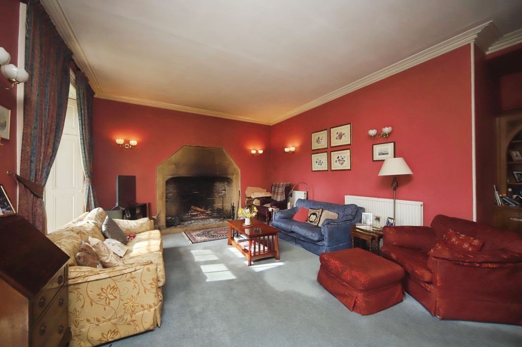 Property photo 2 of 17 Photography