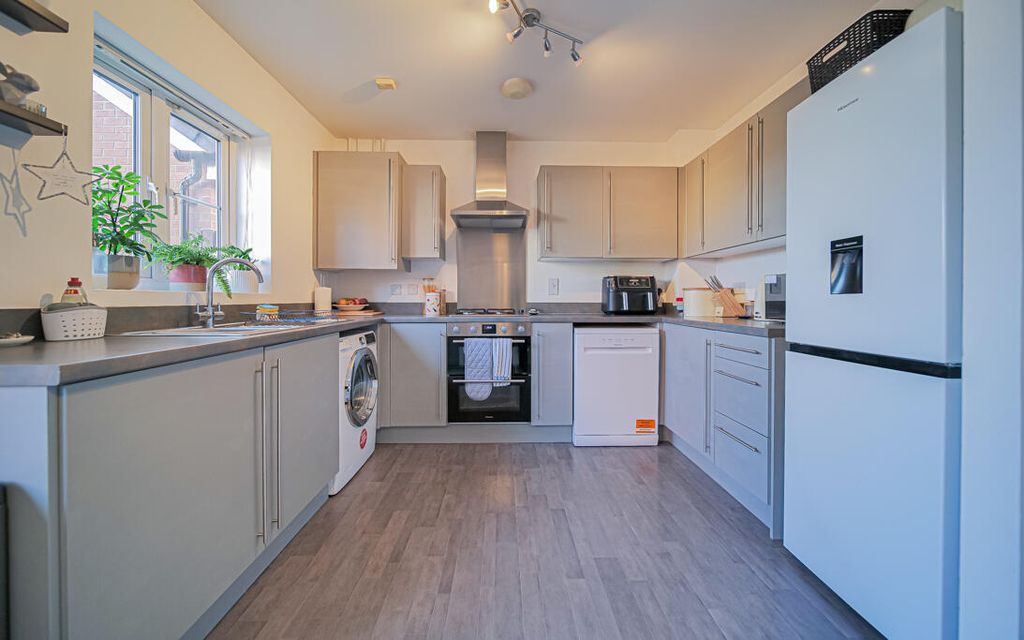 Property photo 3 of 16 P1067196-2.Jpg