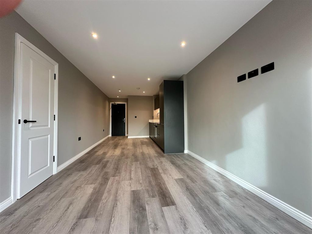 Property photo 3 of 14 Img-20240312-Wa0014.Jpg