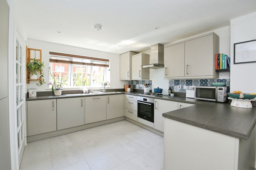 Additional image 4 of 3 bed semi-detached house for saleBanbury Drive, Hampton Water, Peterborough PE7