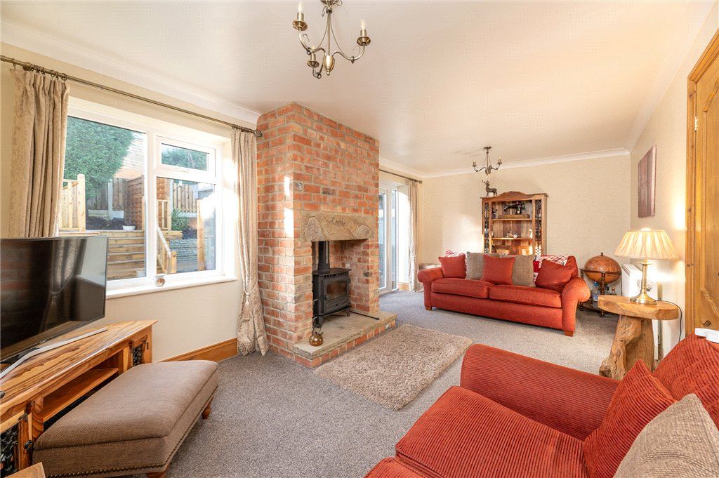 Property photo 2 of 34 Living Room