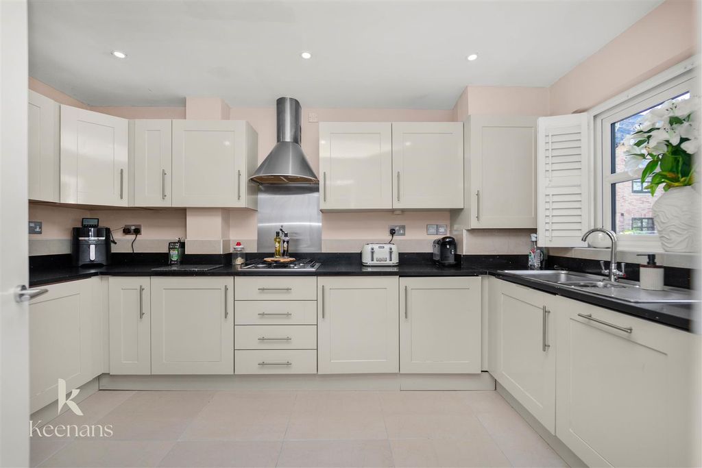 Property photo 2 of 58 4.Jpg