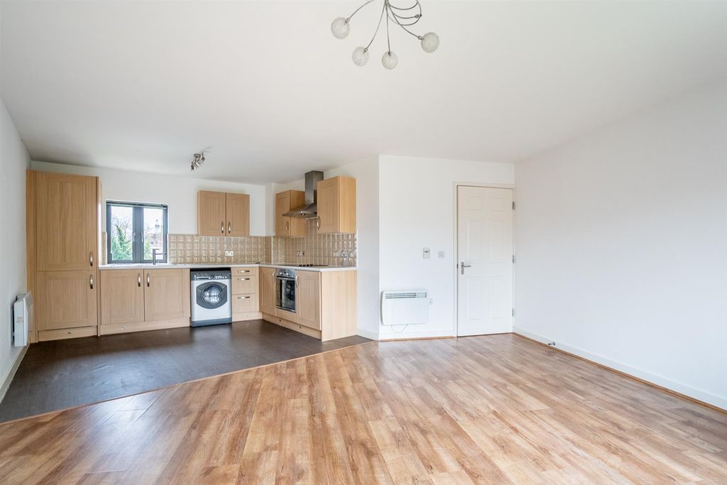 Property photo 3 of 14 Hh-7.Jpg