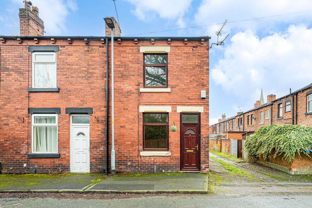 Property photo 1 of 15 2 Progress Street