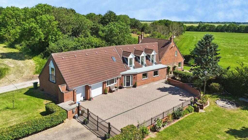 Property photo 1 of 25 5173252