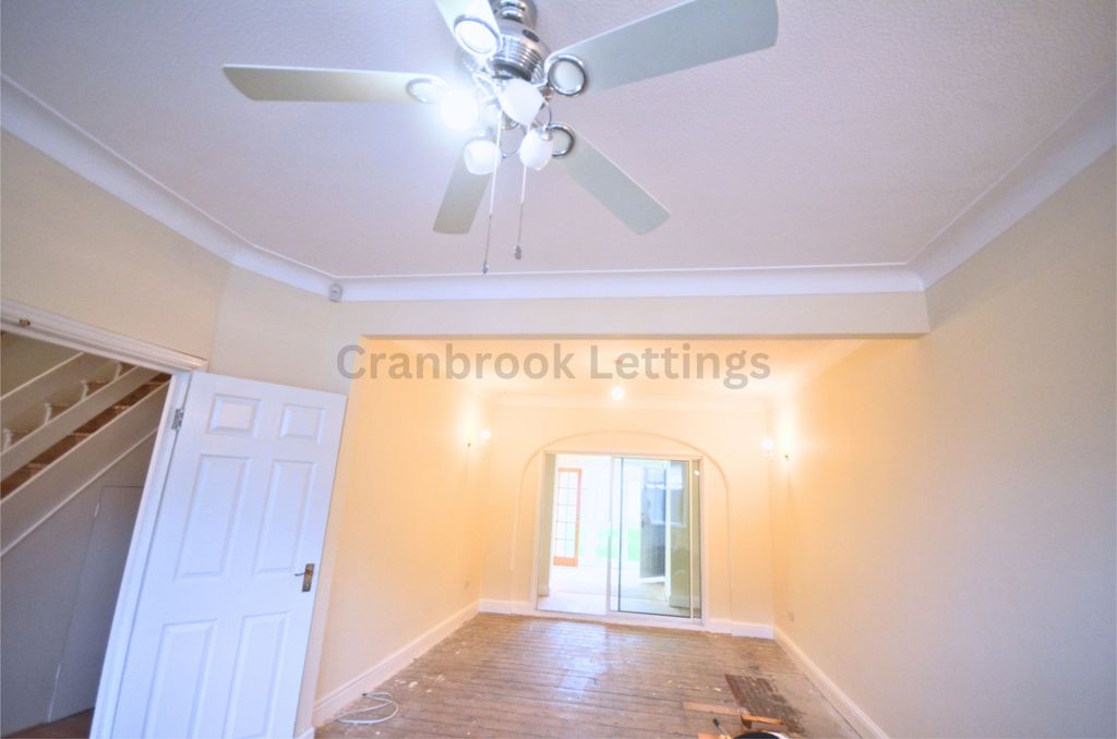 Property photo 2 of 9 Gallery
