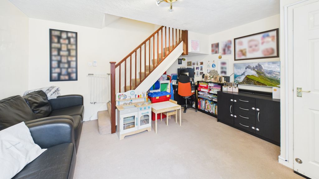 Property photo 3 of 7