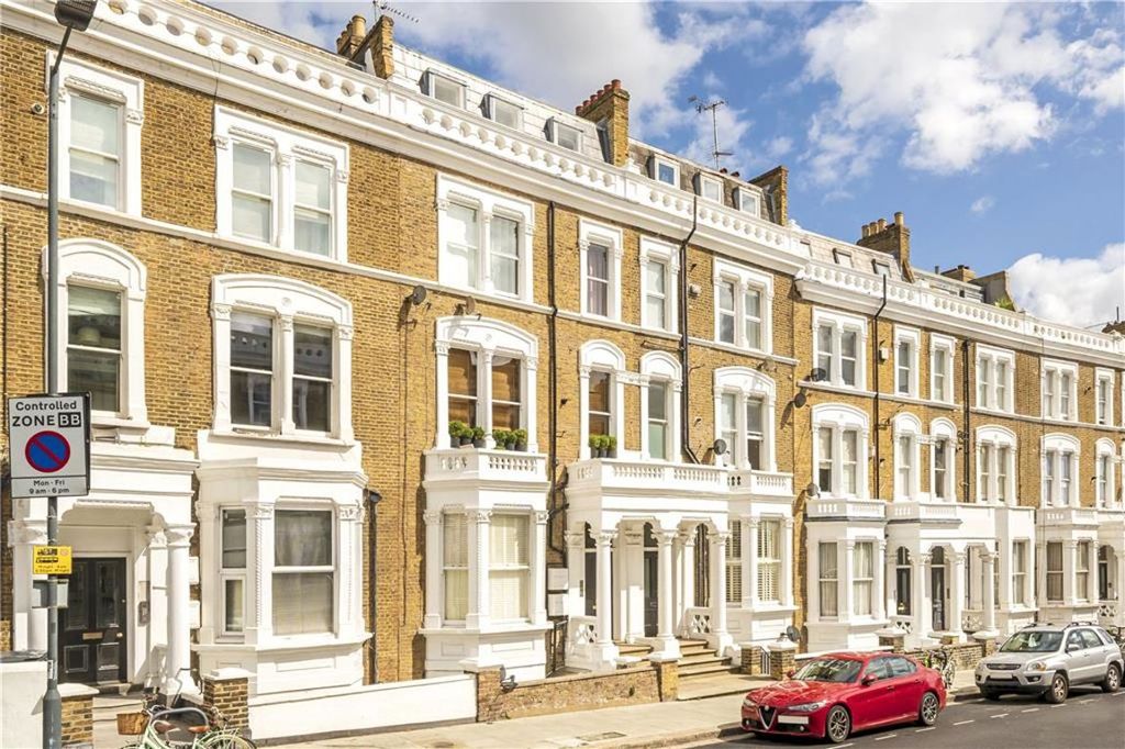 Property photo 1 of 6