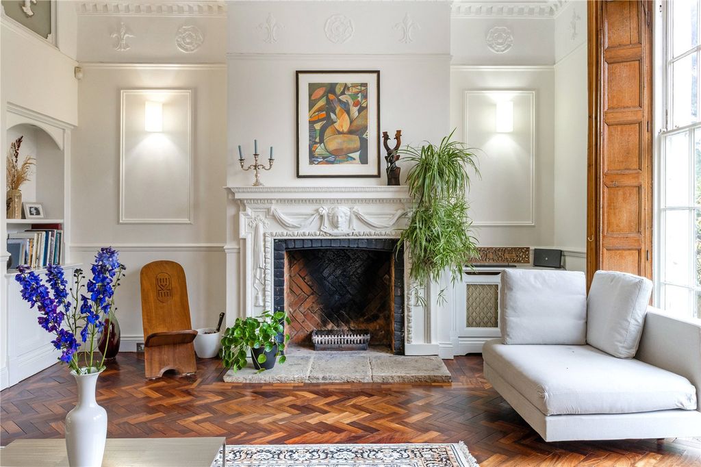 Property photo 3 of 14 Drawing Room