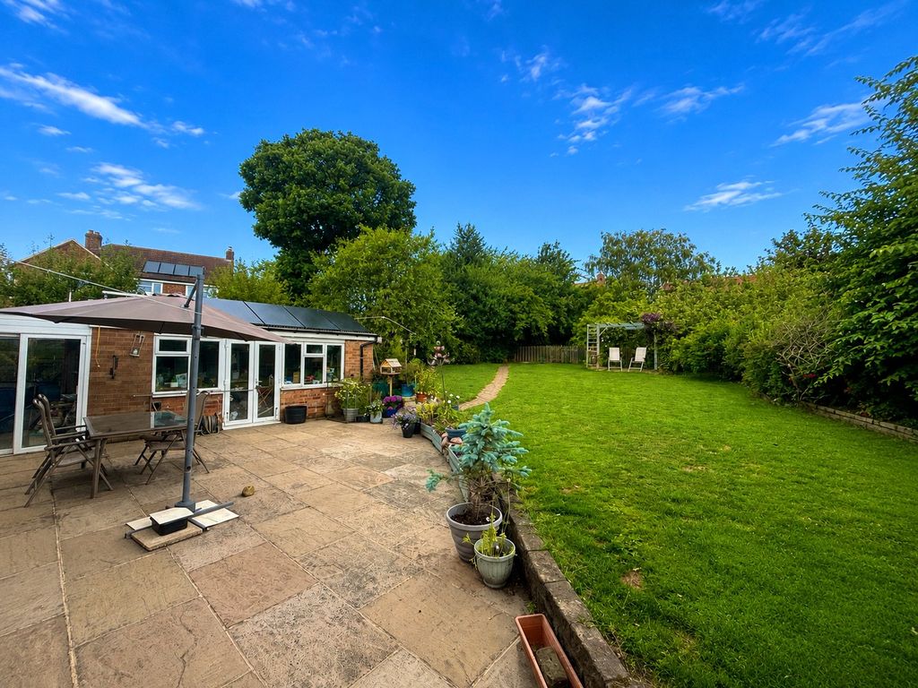Property photo 2 of 19 Picture No. 48