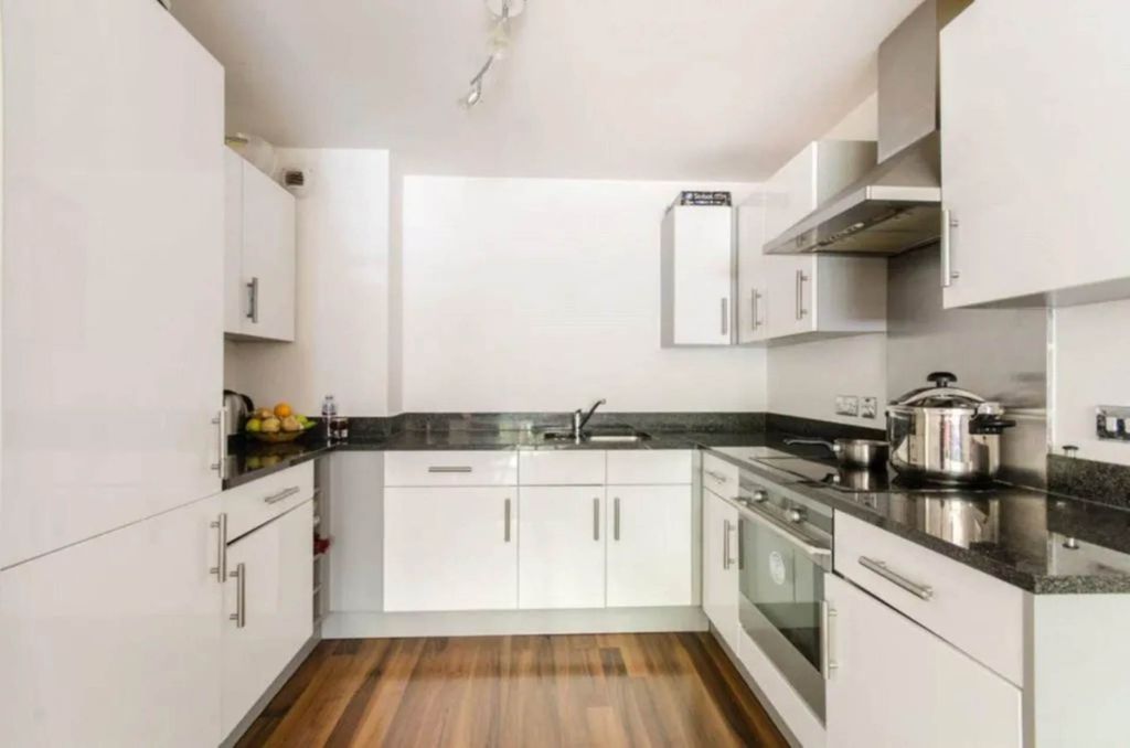 Property photo 3 of 8