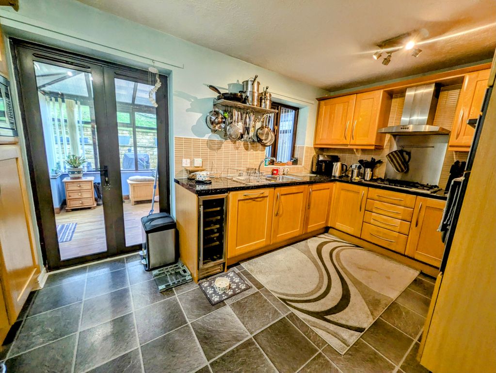 Property photo 1 of 15 Kitchen/Breakfast Room
