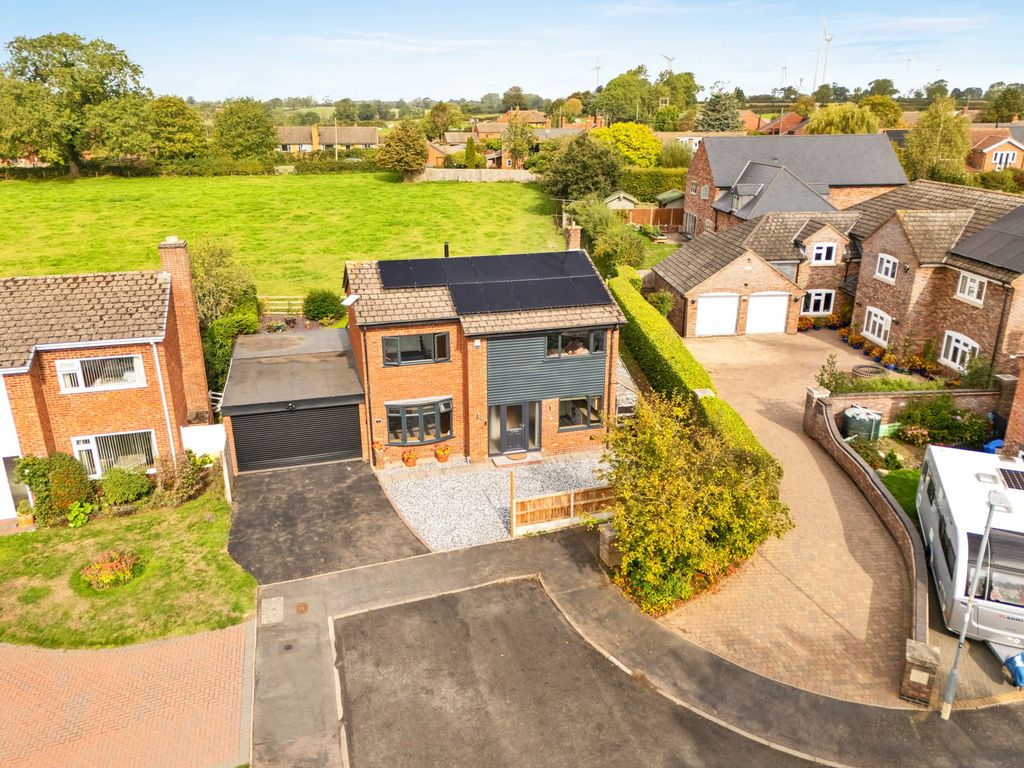 Property photo 2 of 45