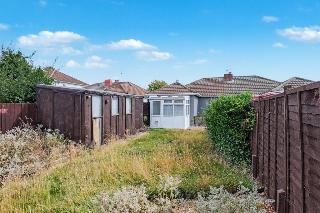 Property photo 3 of 19 281 Gosport Rd, Fareham Po16 0Qf