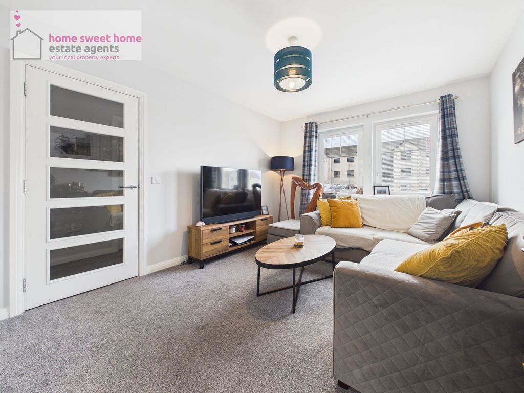 Property photo 2 of 24