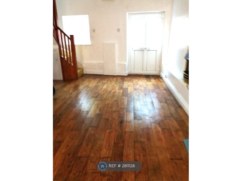 Property photo 2 of 4