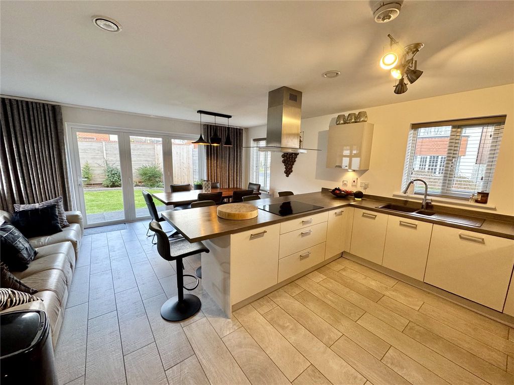 Property photo 2 of 20 Kitchen Dining Room