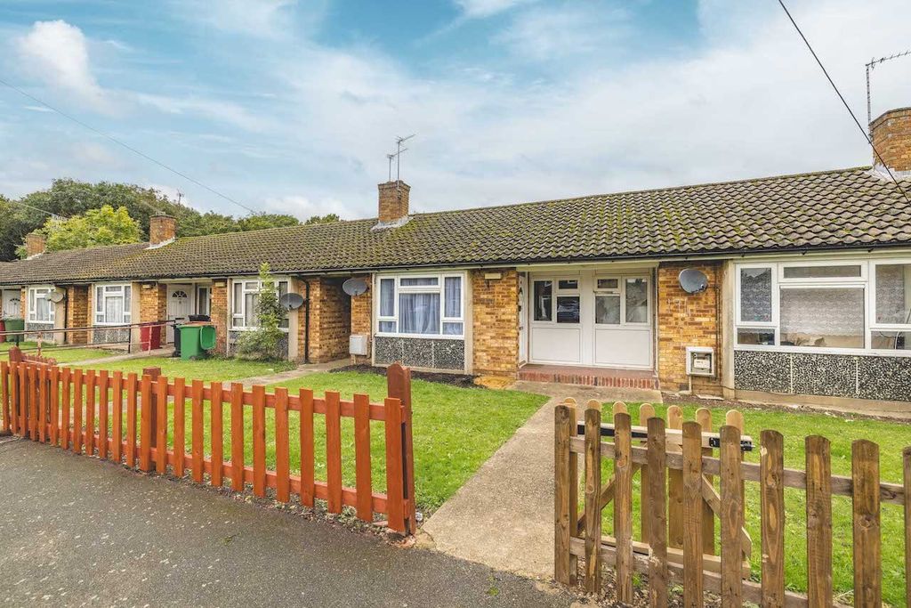 Property photo 1 of 8