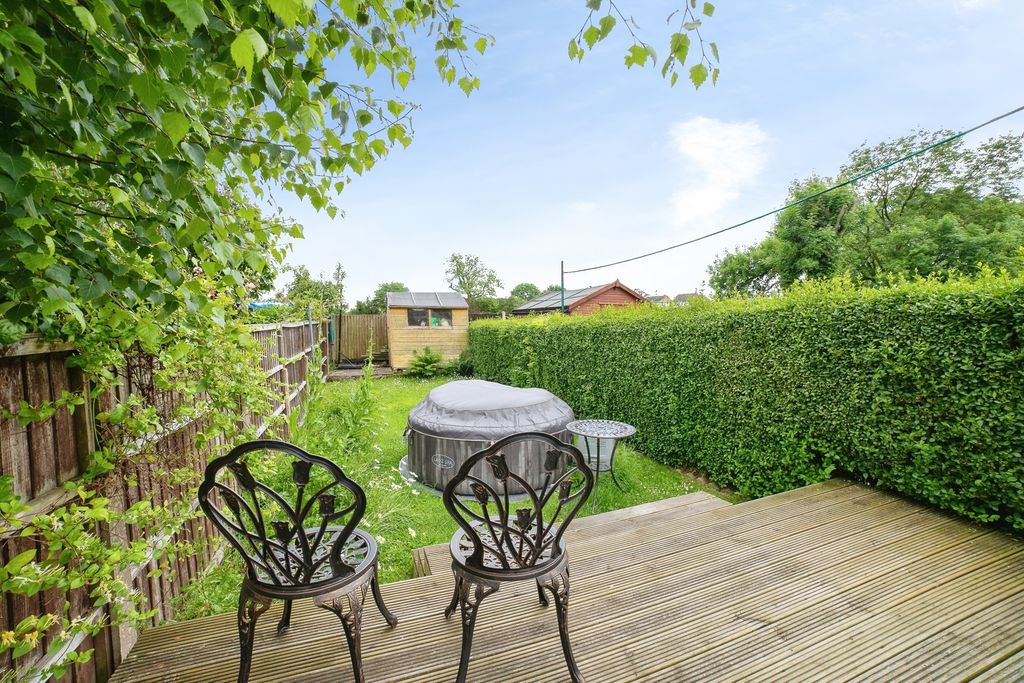 Property photo 3 of 16 Pbox-Img.Jpg