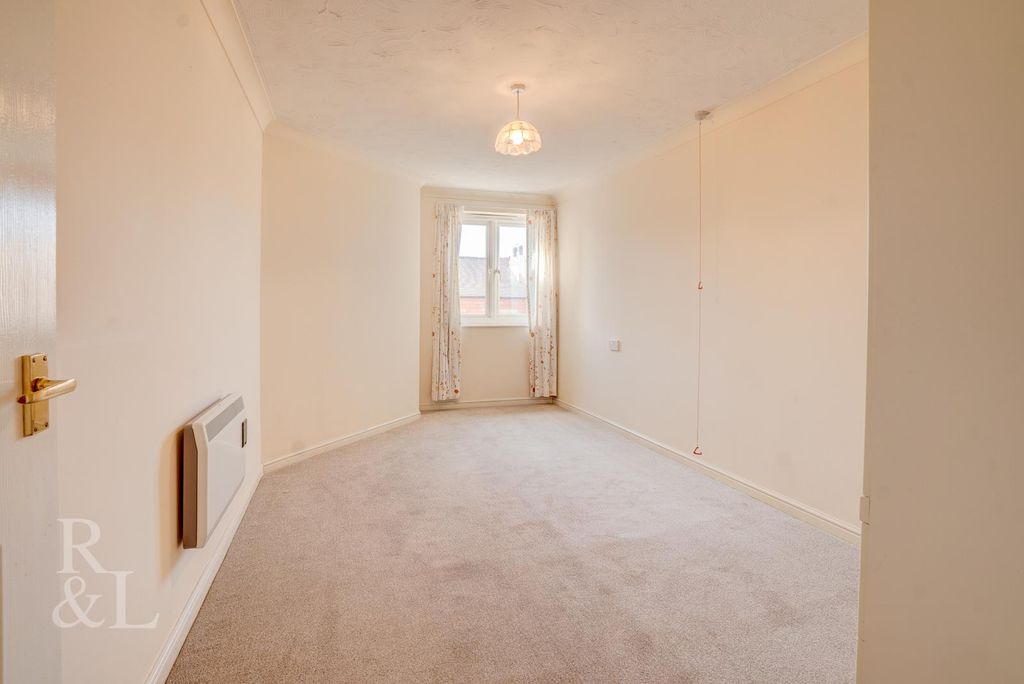 Property photo 3 of 13 Bb (1).Jpg