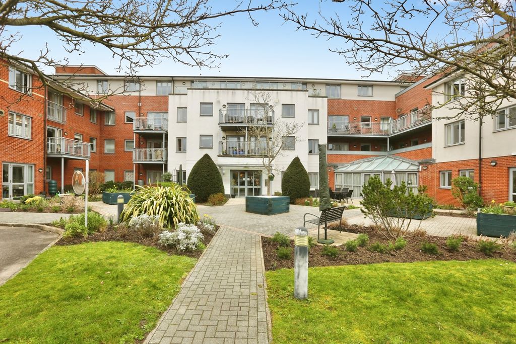 Property photo 1 of 12 Pbox-Img.Jpg