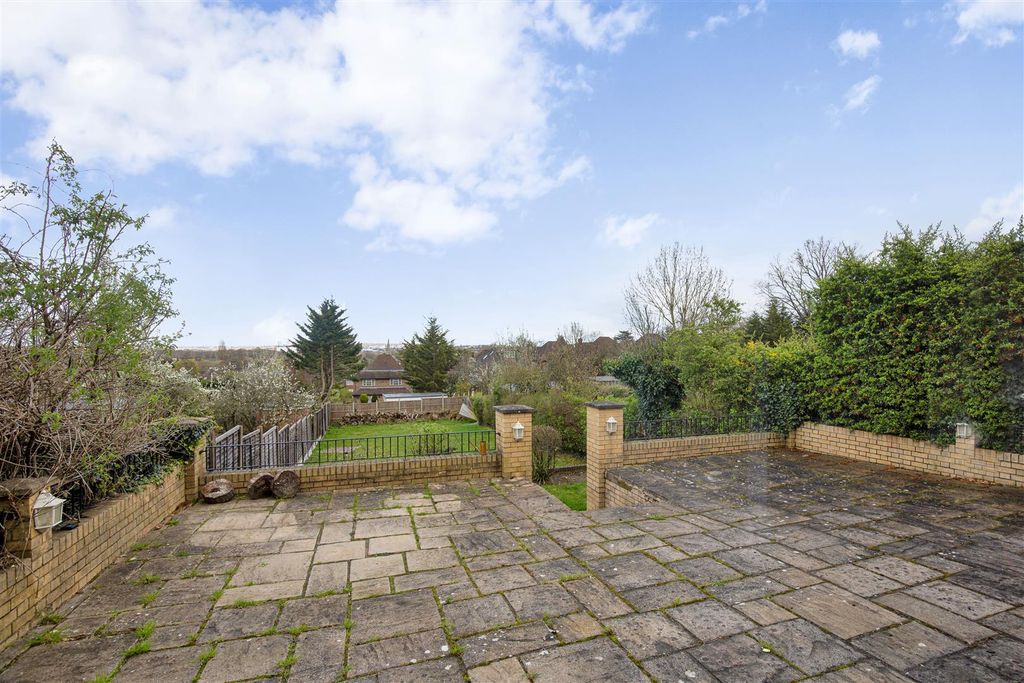 Property photo 2 of 21 842A0438.Jpg