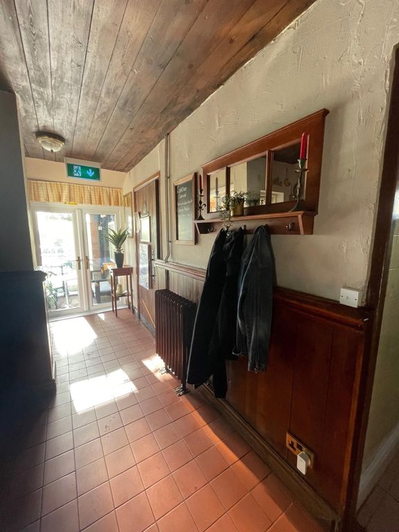 Property photo 2 of 12 Photo 1