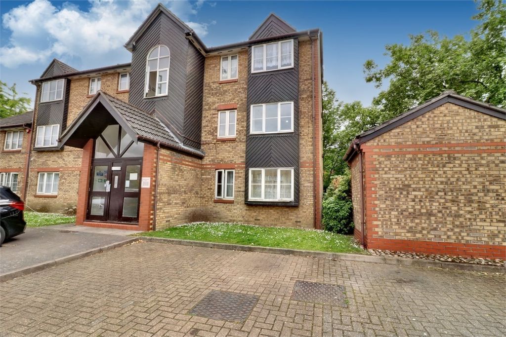 Property photo 2 of 10