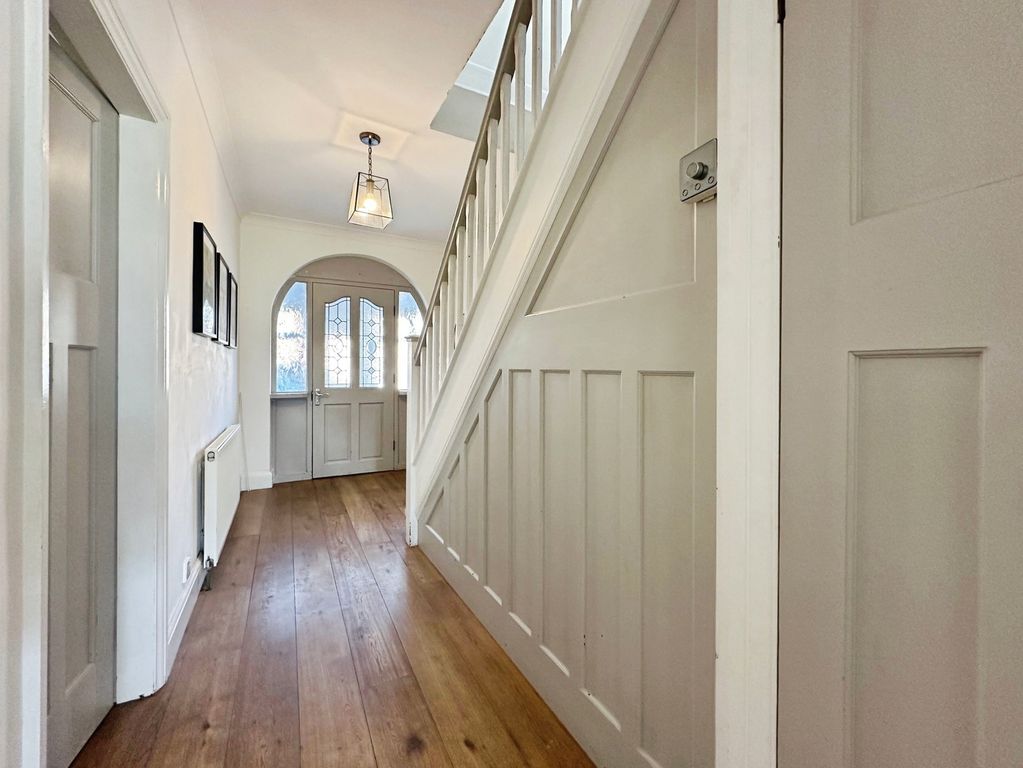 Property photo 2 of 38