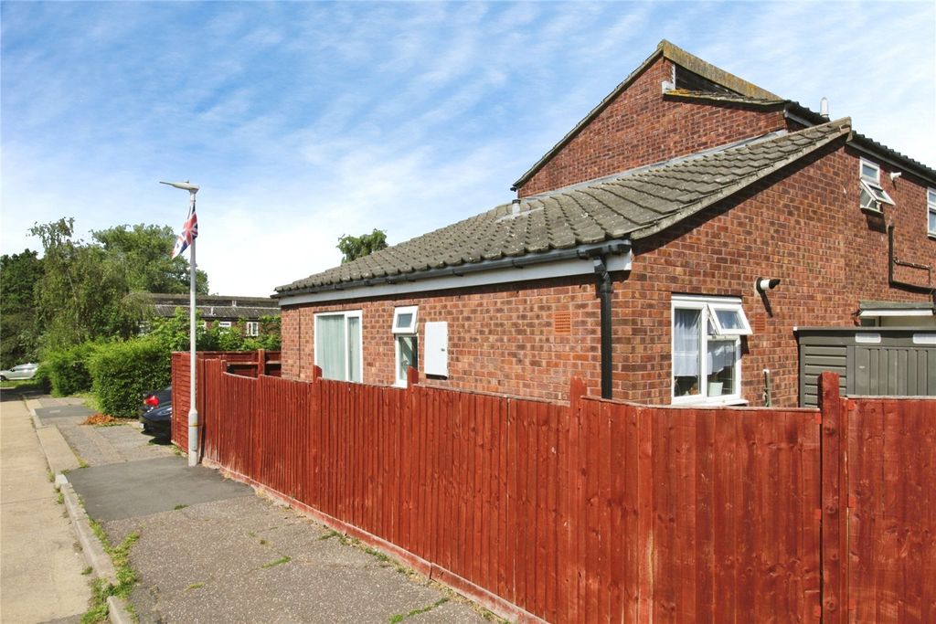 Property photo 1 of 9 Picture No. 10