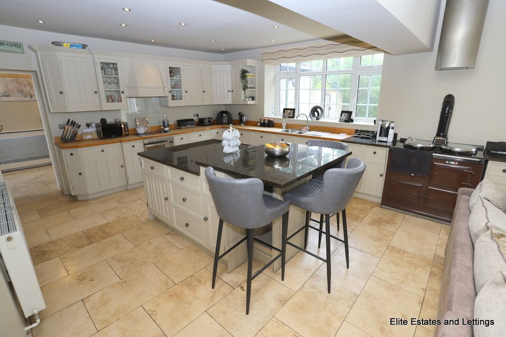 Property photo 2 of 26 01-Img_8147