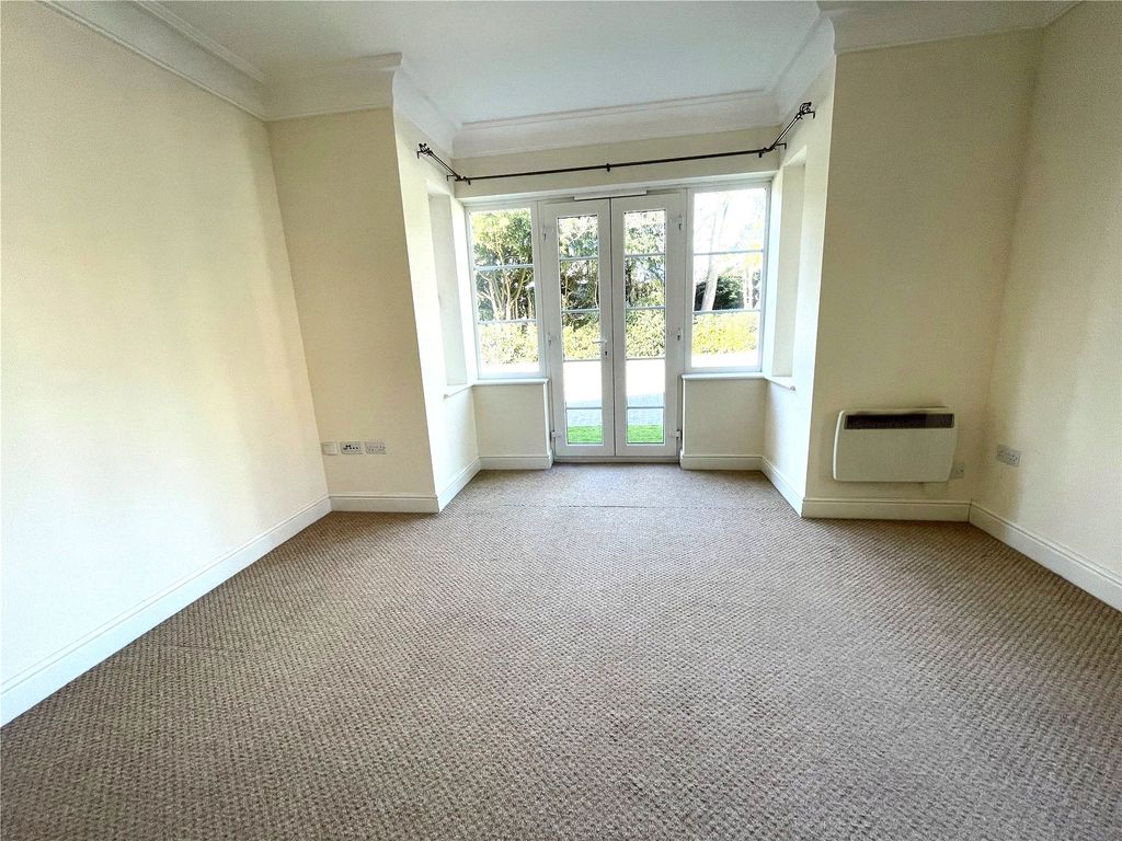 Property photo 3 of 7 Picture No. 27