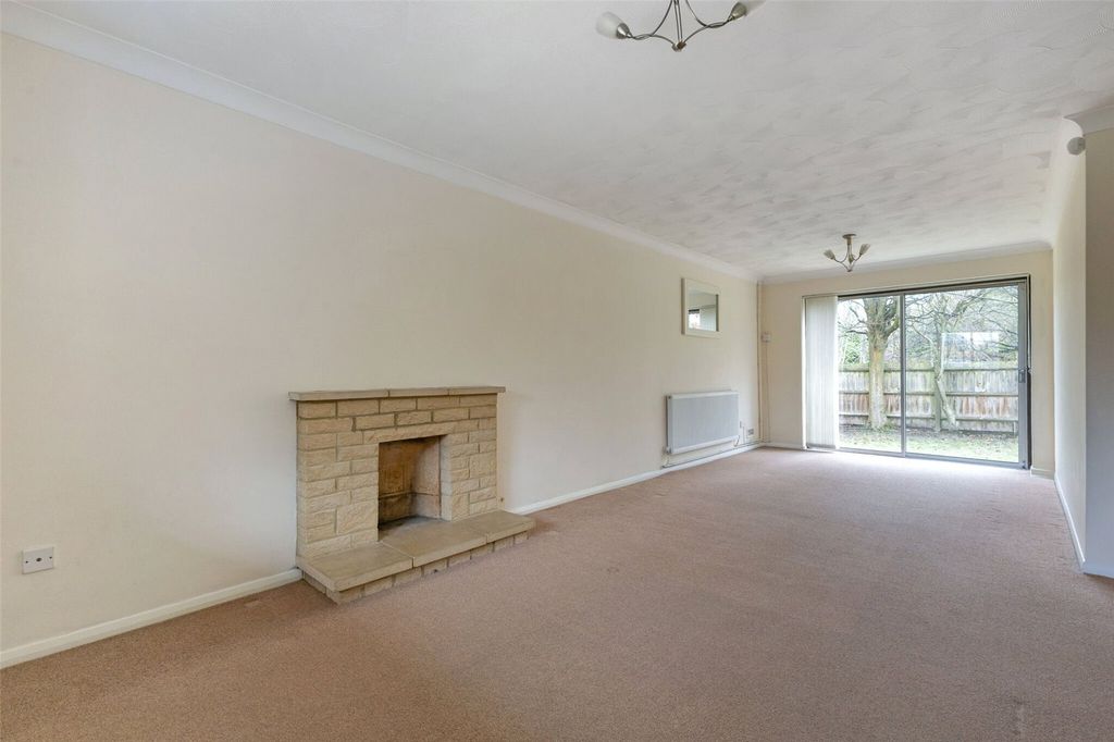 Property photo 3 of 11 Picture No. 02