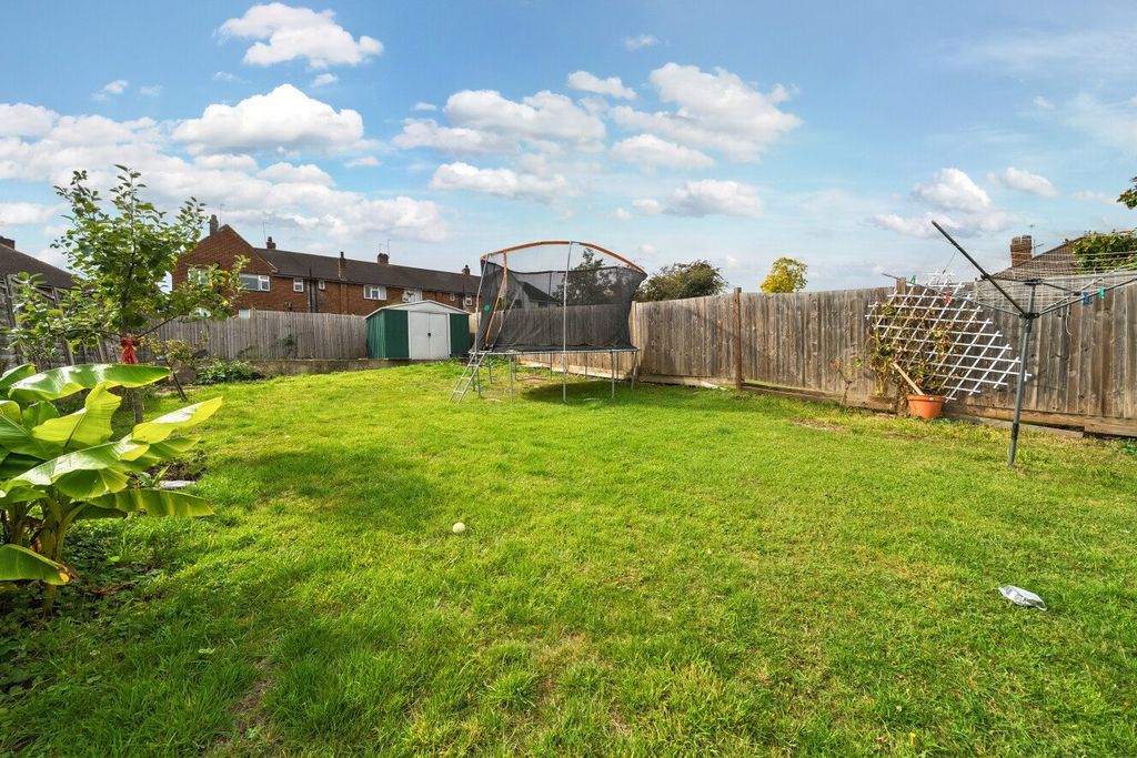Property photo 3 of 18 Picture No. 07