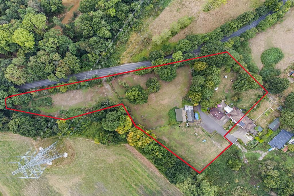 Property photo 2 of 33 Land Outline.Jpg
