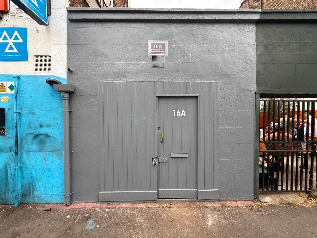 Property photo 1 of 13