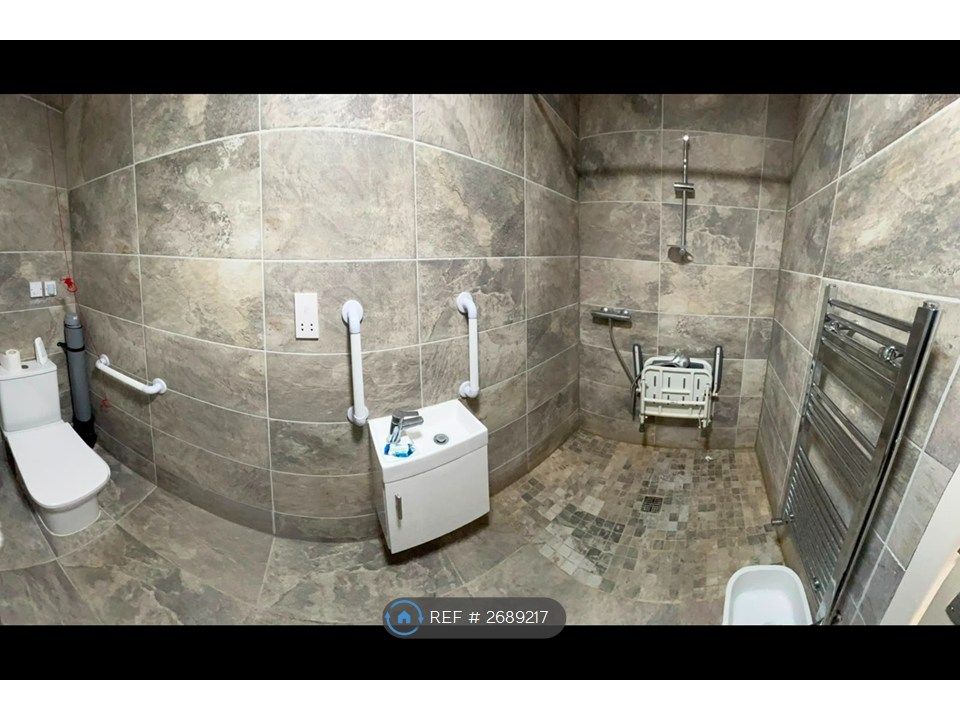 Property photo 2 of 4