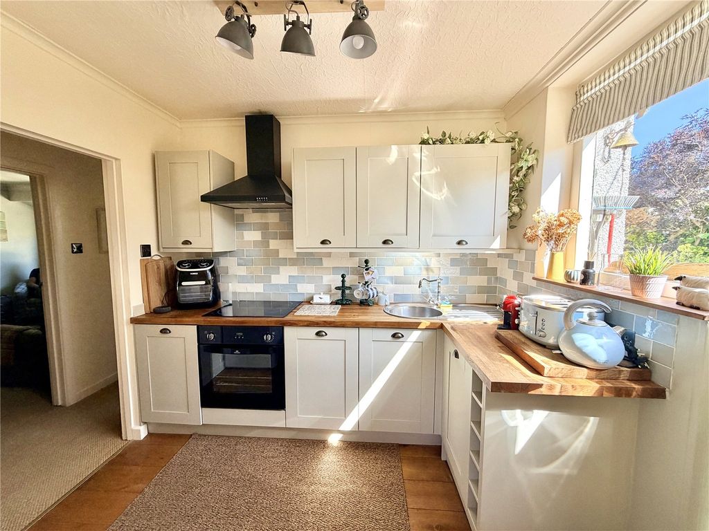 Property photo 3 of 13 Picture No. 13