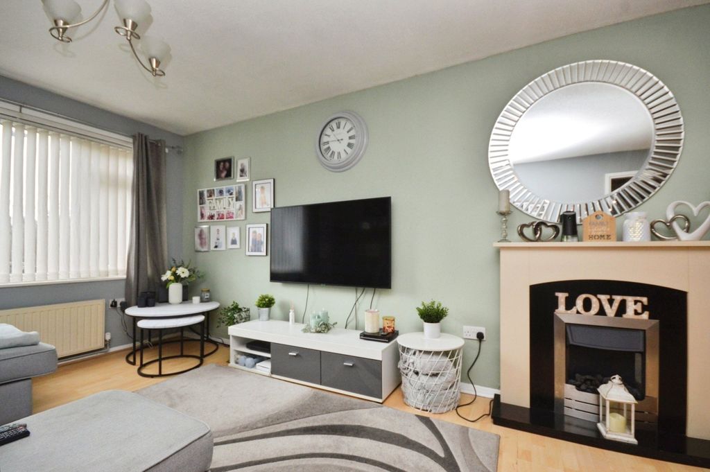 Property photo 2 of 13 Picture No. 05