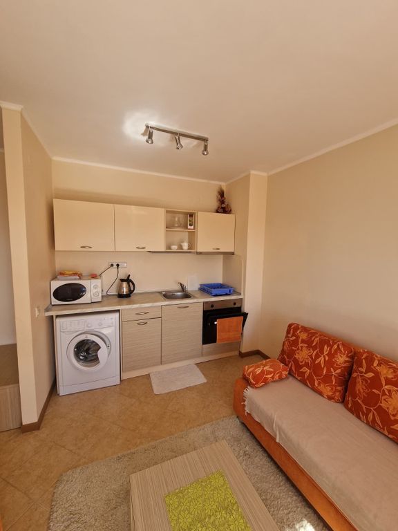 Property photo 2 of 20