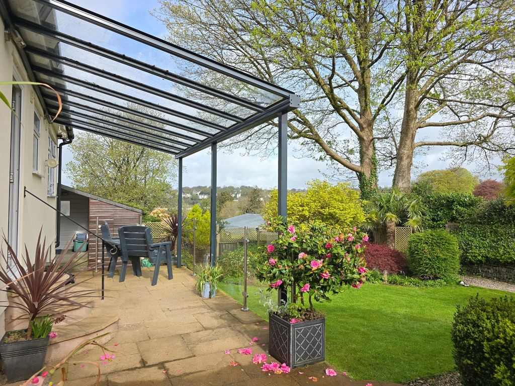 Property photo 3 of 17 5079452