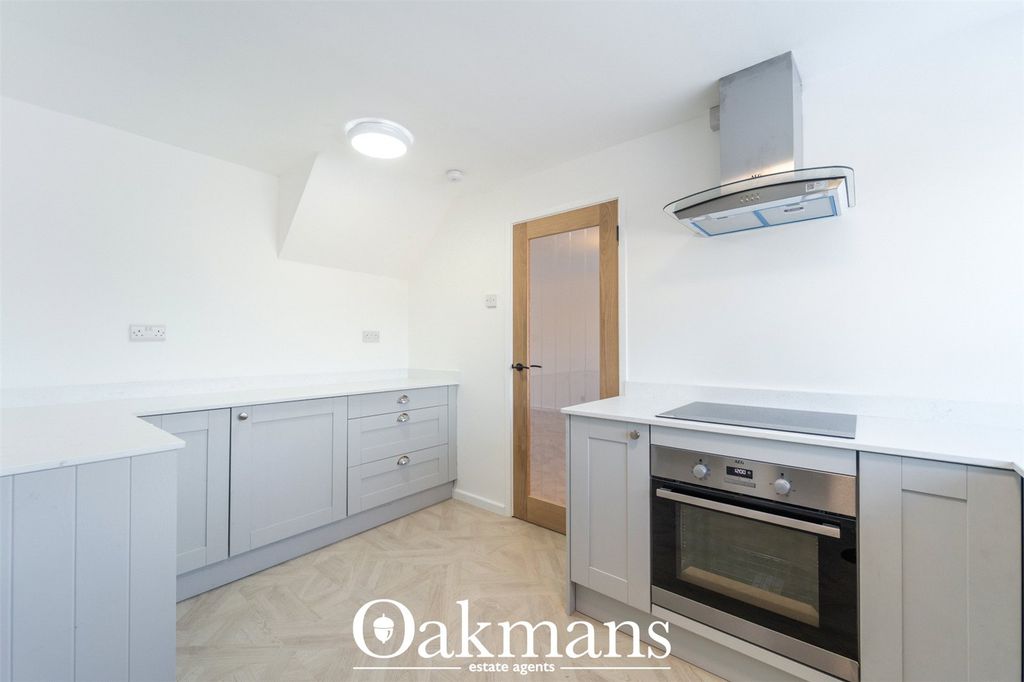 Property photo 2 of 31 Picture No. 18