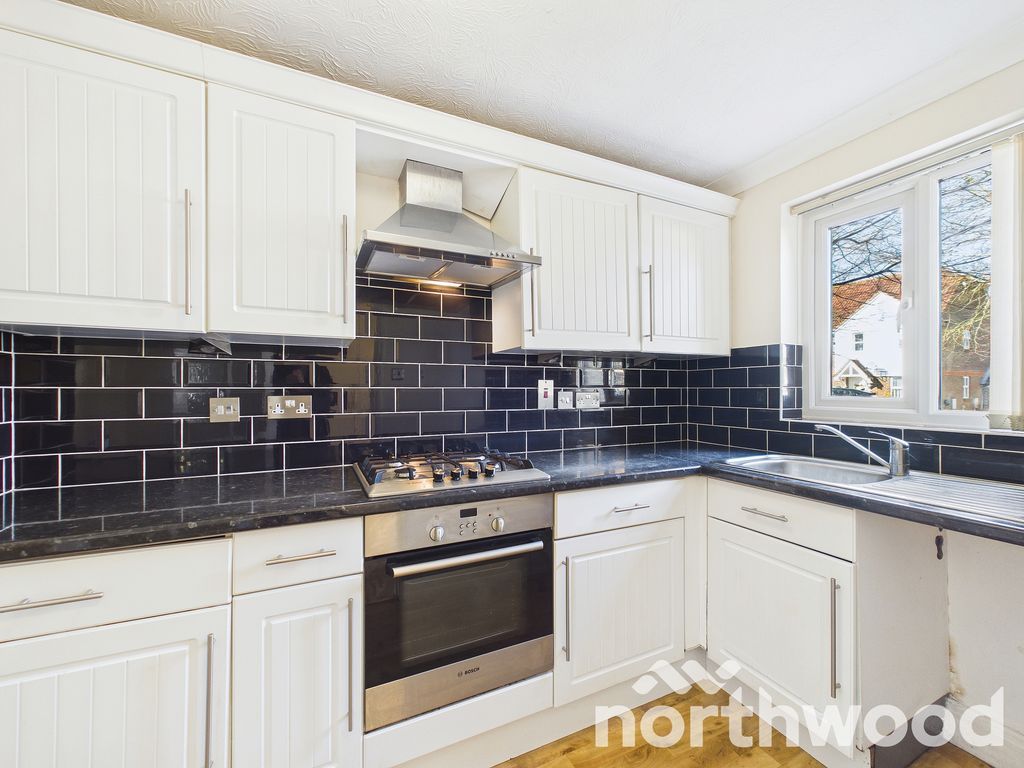 Property photo 3 of 22