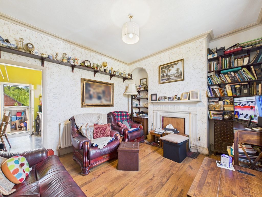 Property photo 3 of 18