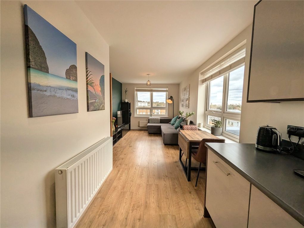 Property photo 3 of 16 Picture No. 05