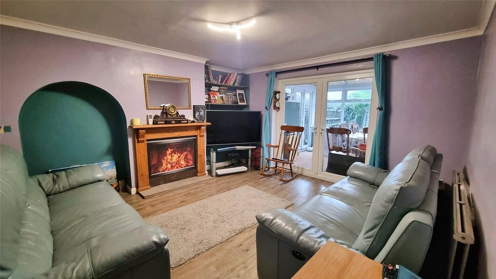 Property photo 2 of 14 Picture No. 20