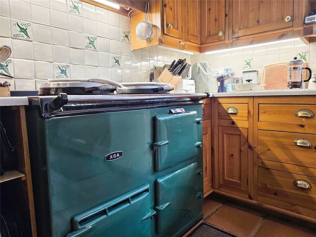 Property photo 3 of 17 Picture No. 06