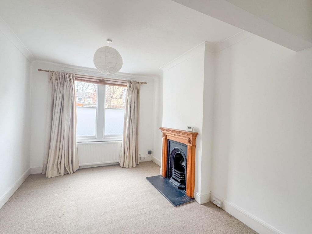 Property photo 2 of 10 20260320_092203088_0.0.Jpg